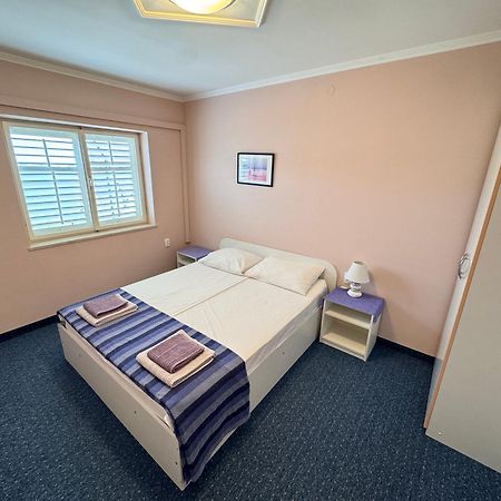 Antonio Apartments Трогир Экстерьер фото