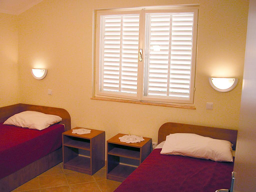 Antonio Apartments Трогир Номер фото